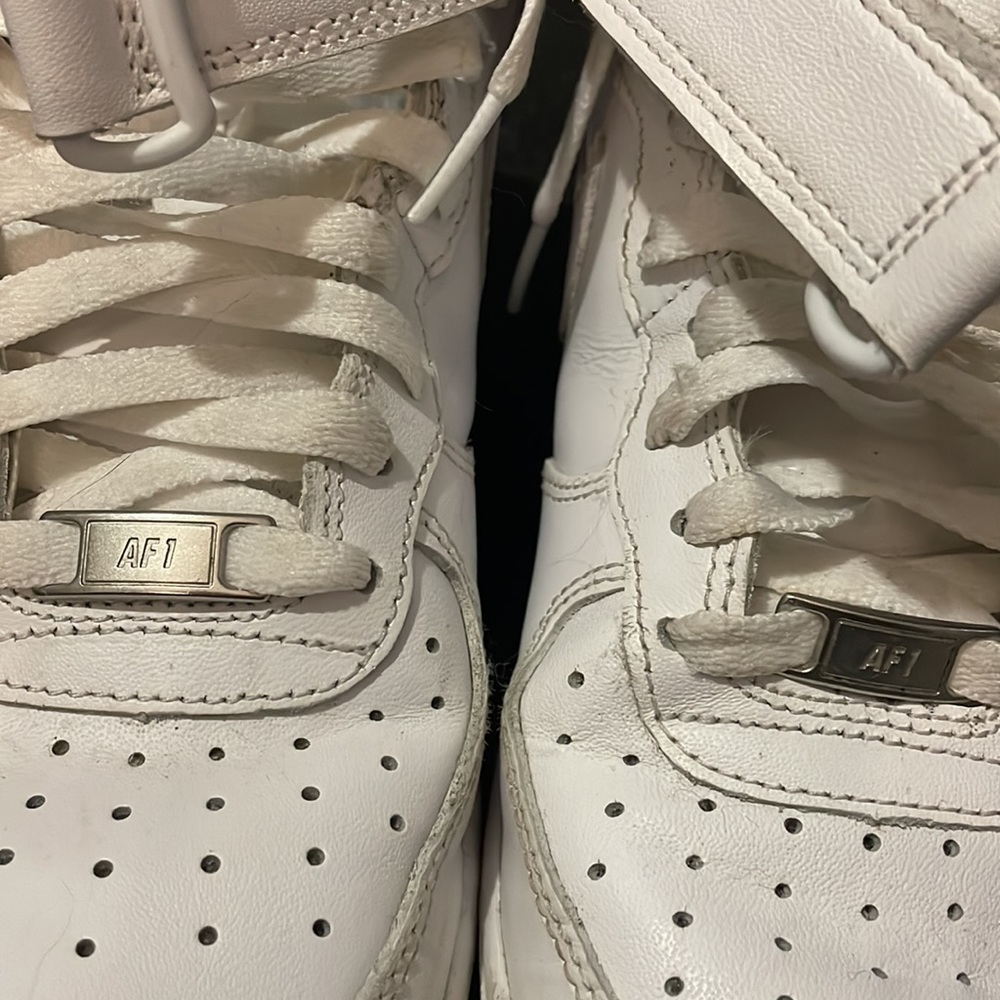 White Air Forces - Picture 6 of 6